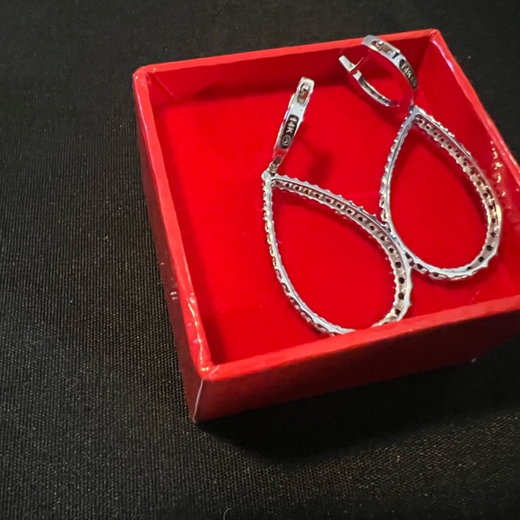 Sapphire Diamond ombre Drop Earrings in 14 K White Gold - Picture 7 of 13